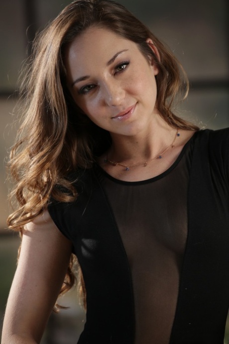 Remy LaCroix stjärna arkiv