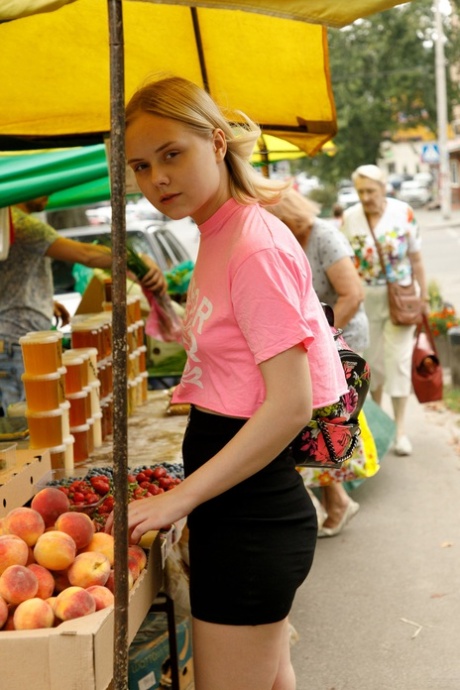 Emily Cutie stjärna av hög kvalitet bilder